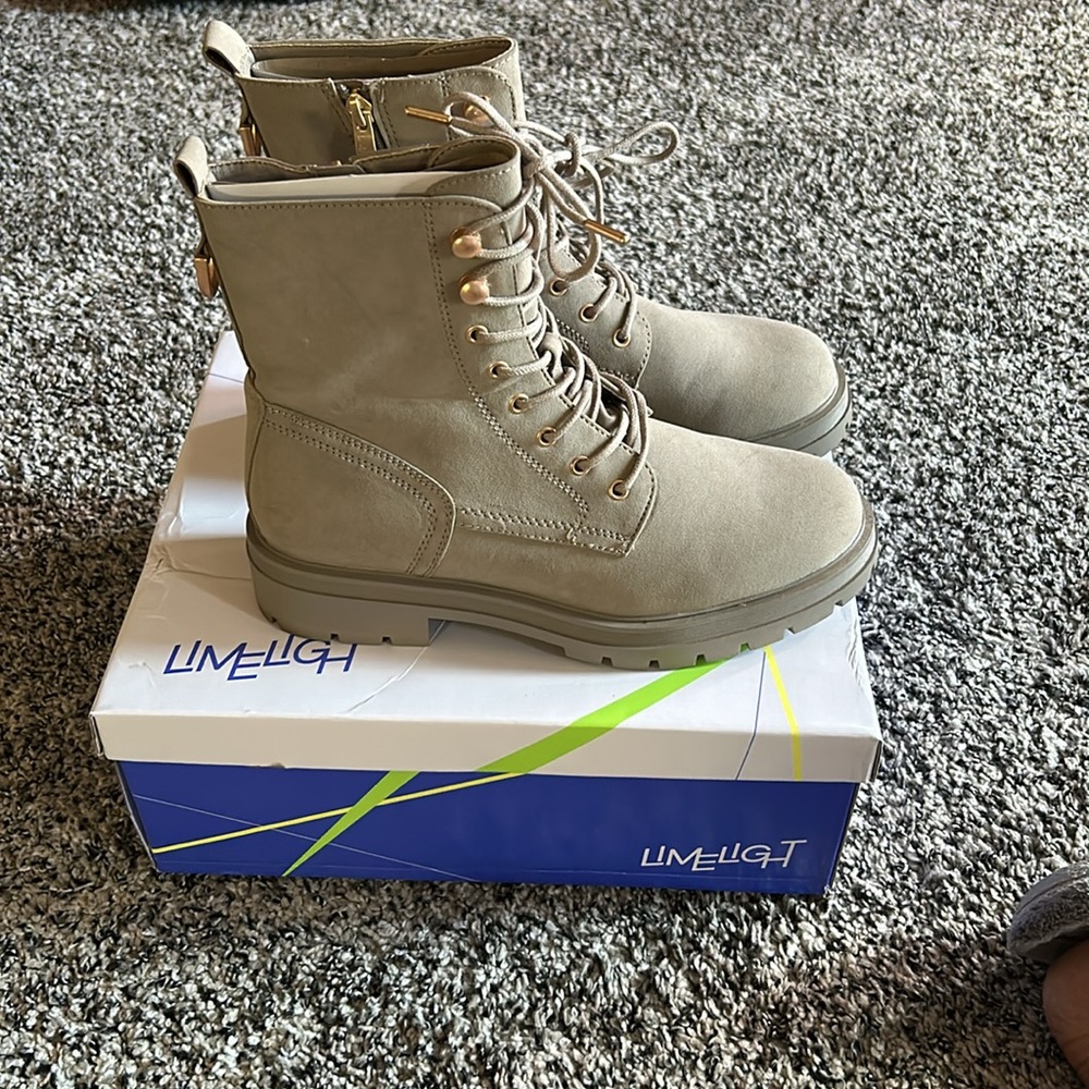 Combat boots - Picture 2 of 3